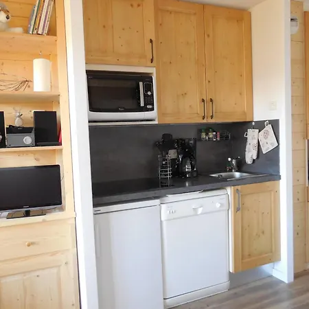 Apartmán 3p, 6 Pers, Proche Pistes, Animaux Acceptes - - Fr-1-353-42 *